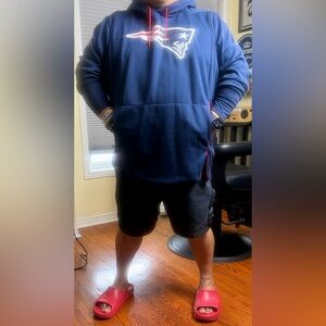 GORGEOUS NEW ENGLAND PATRIOTS HOODIE, NFL Onfield Apparel, 2XL.